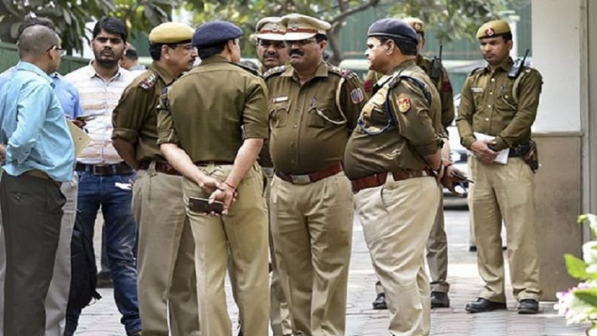 FIR lodged against ex-UP DGP, 4 police officials | India News – India TV