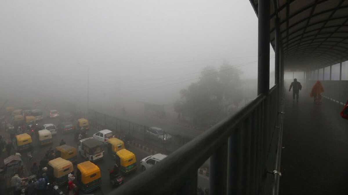 Visibility Drops Below 50 Metres As Dense Fog Engulfs Delhi-NCR; Trains ...