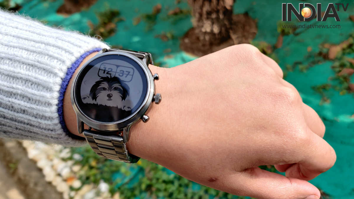 Fossil Gen 5 Smartwatch Review The one that made me like smartwatches India TV