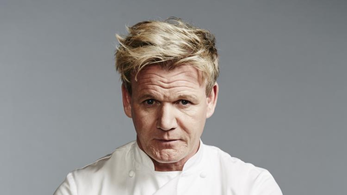 Gordon Ramsay to produce chef comedy – India TV