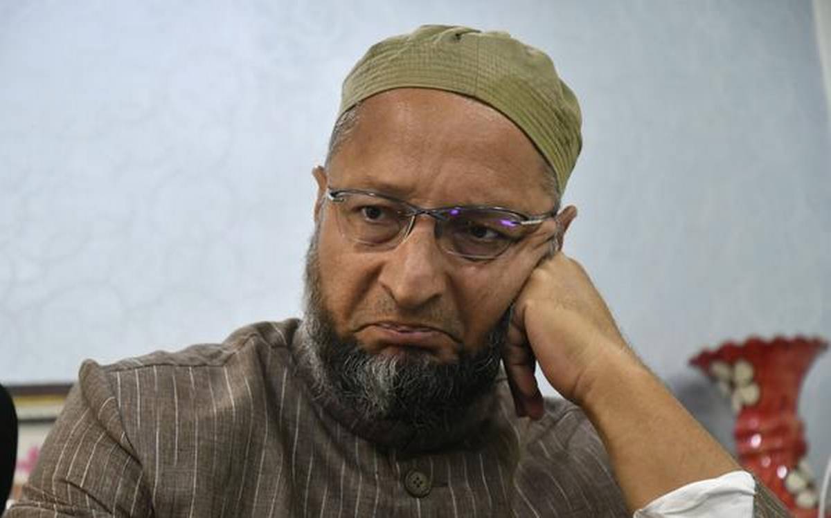 'Hi PM Modi identify him by his clothes': Owaisi blames BJP for instigating violence