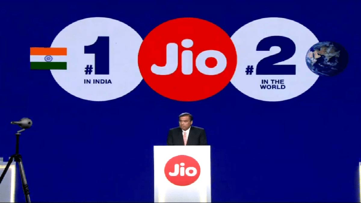 Mukesh Ambani's Reliance Jio becomes first Co to clear all AGR dues, pays Rs 195 crore