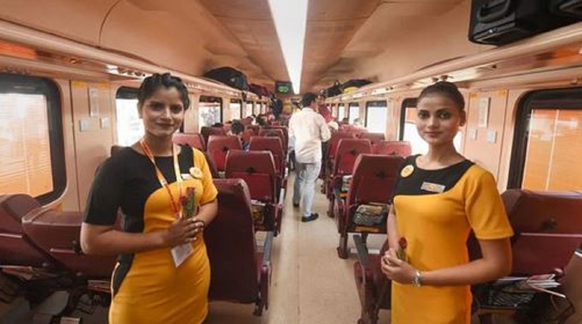 AhmedabadMumbai Tejas Express flagged off. Know ticket fare, other