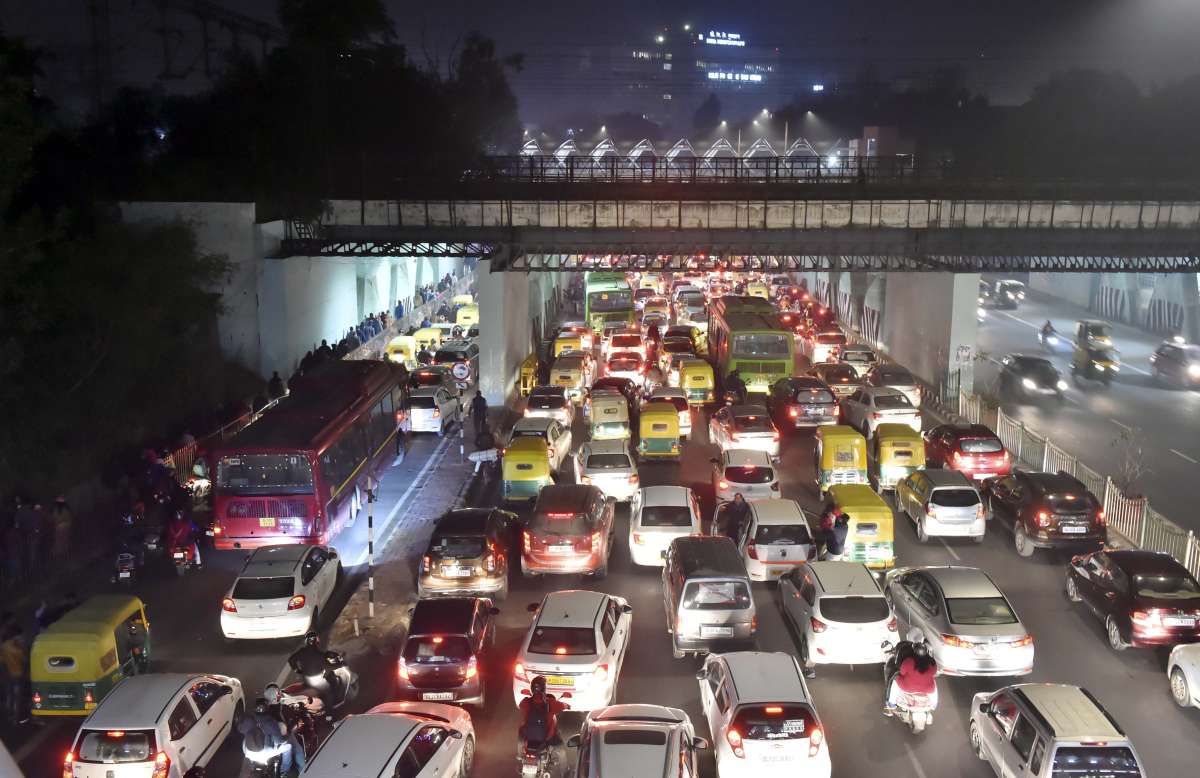 Noida Traffic Police recovers ₹ 14.76 crore in challan in 2019; almost 2K people fined daily