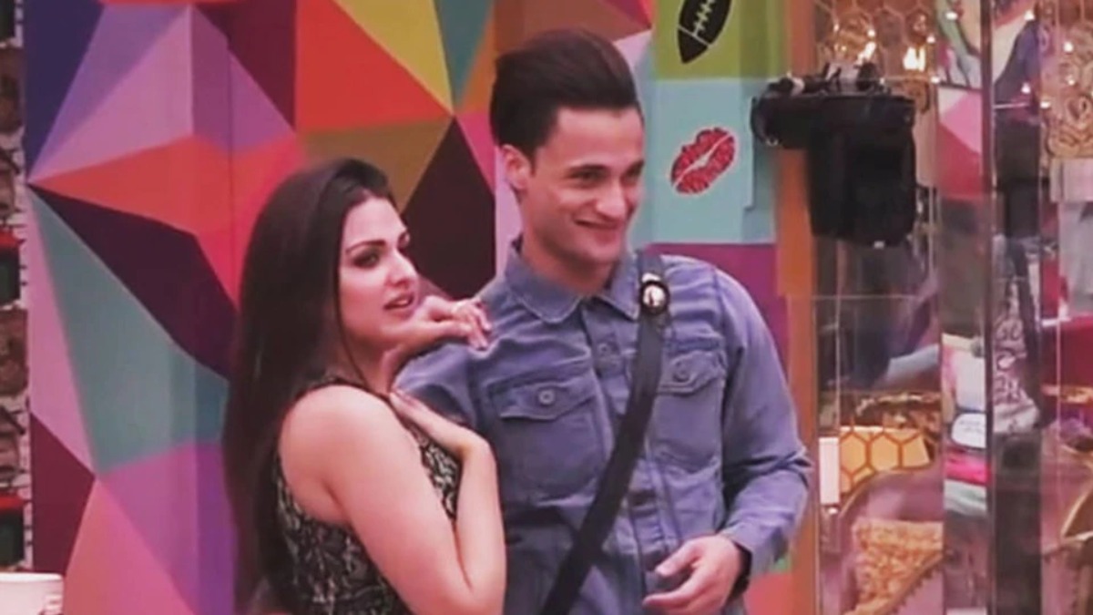 Himanshi Khurana shares picture with Asim Riaz and wishes to go back to Bigg Boss 13 house