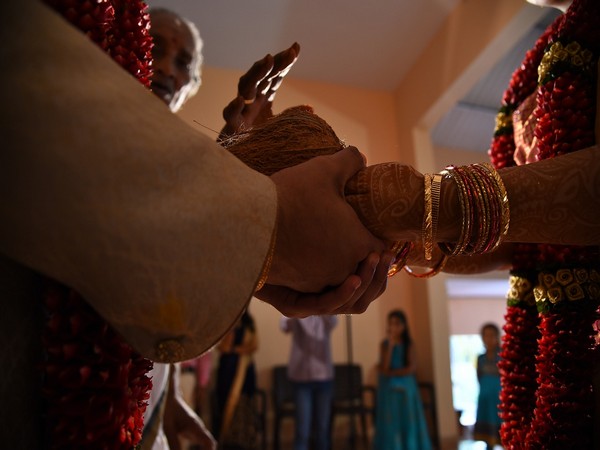 Muslim couple ties the knot at anti-CAA protest venue in Tamil Nadu