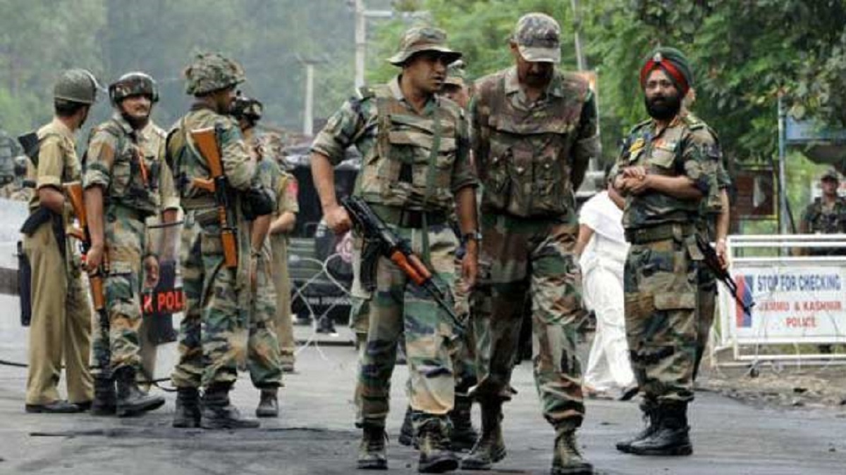 J&K: Senior officials review security situation in south Kashmir