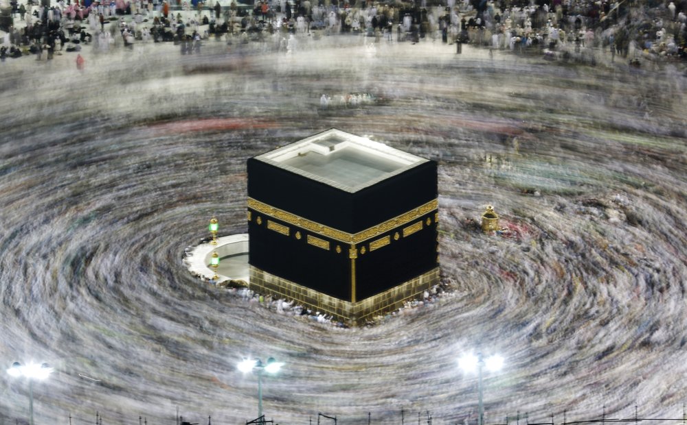 Saudi Arabia bars foreign pilgrims from Mecca over Coronavirus fears