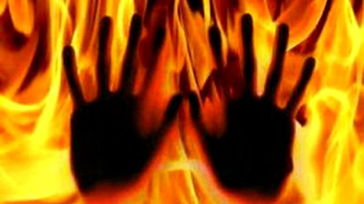 Maharashtra Woman Lecturer Set Ablaze By Stalker Succumbs To Injuries In Wardha India Tv 4492