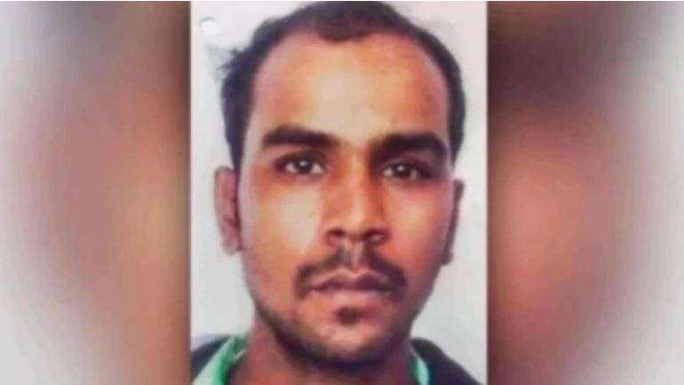 Nirbhaya convict mukesh moves Supreme Court seeking restoration of his legal remedies