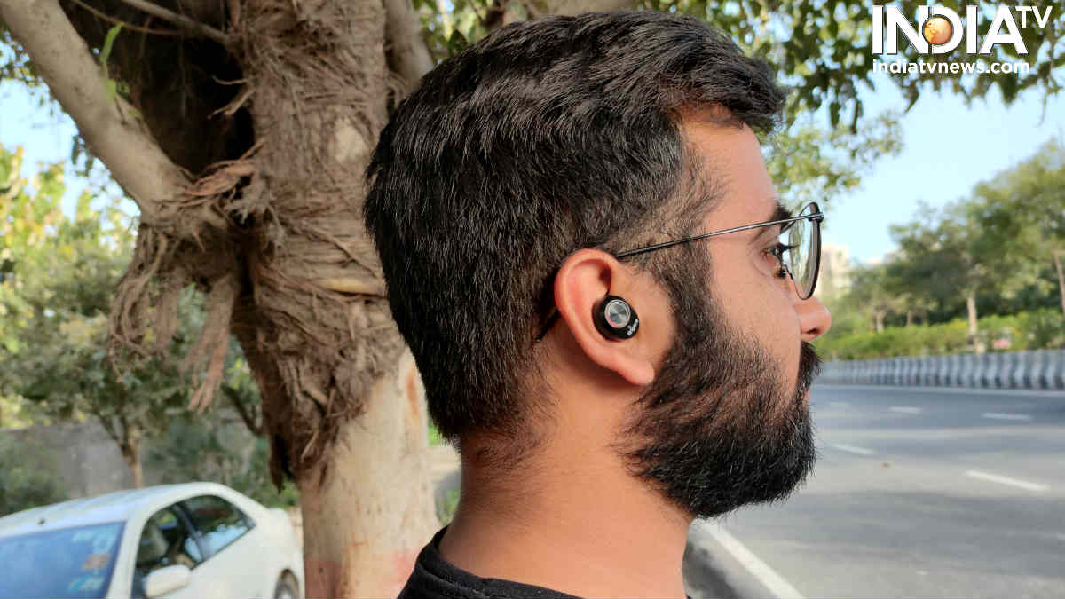 fingers wireless earbuds