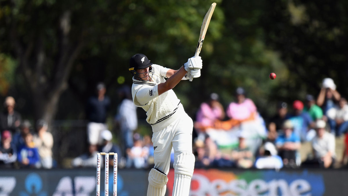 2nd Test: India stare at defeat after failing to stop New Zealand tail from wagging