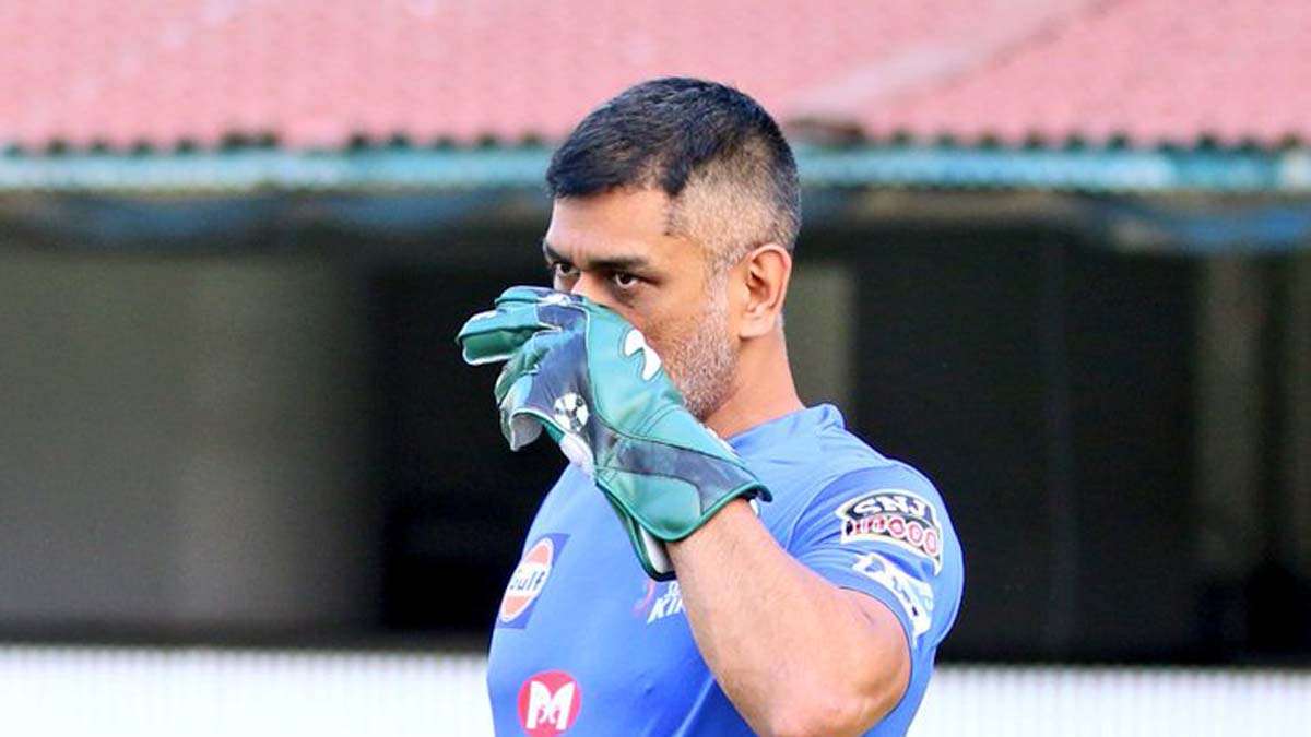IPL 2020 MS Dhoni dons wicketkeeper's gloves once again India TV