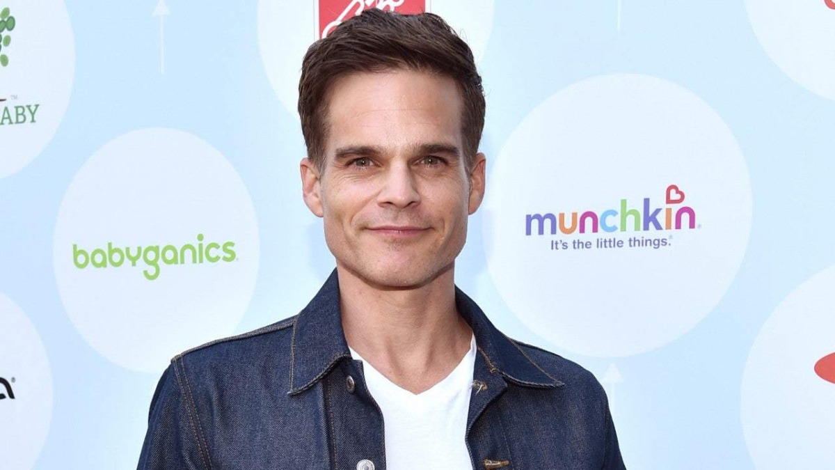 Young and the Restless' star Greg Rikaart tests positive for