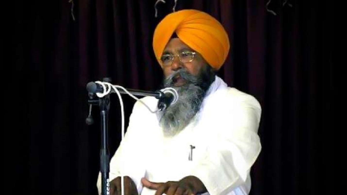 Giani&nbsp;Nirmal&nbsp;Singh&nbsp;Khalsa, a&nbsp;Padma&nbsp;Shri&nbsp;awardee and former&nbsp;Hazoori&nbsp;Raagi&nbsp;at Amritsar's Golden Temple has died of COVID-19.