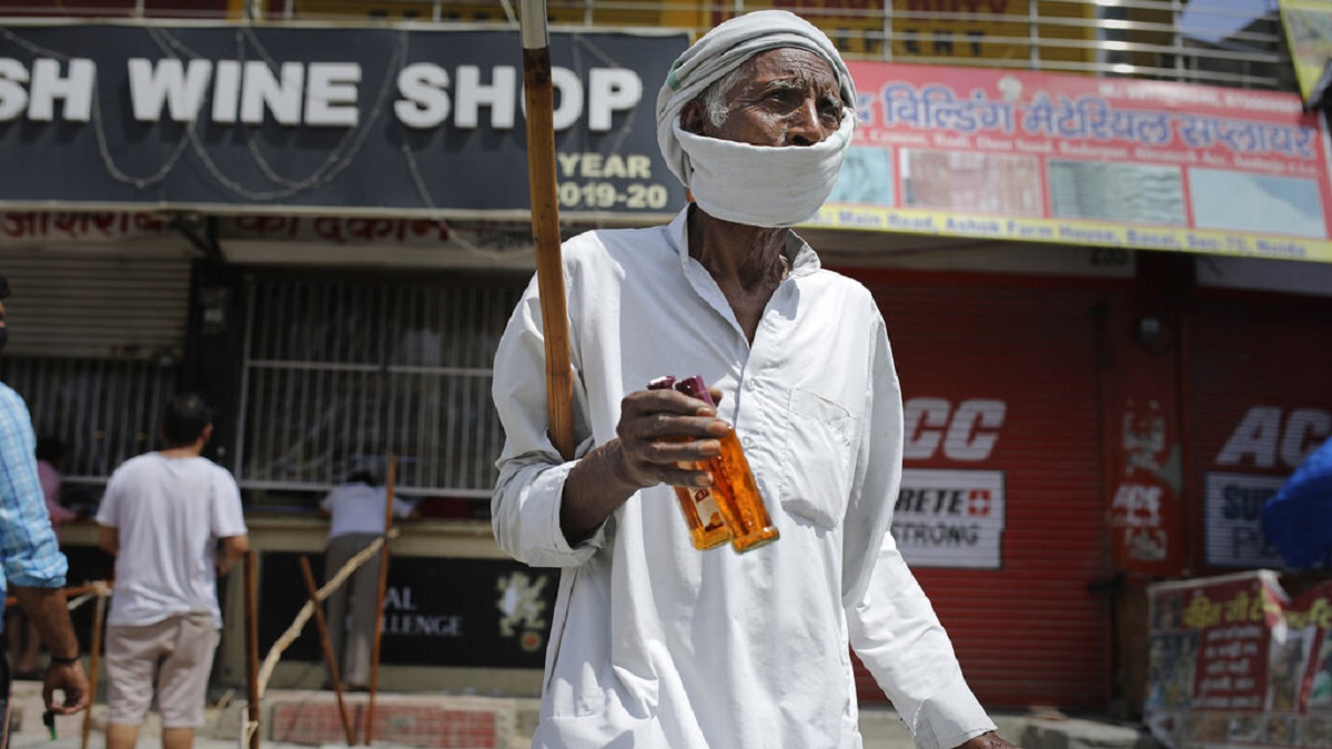 Raid at private liquor shop in Delhi's Pitampura for using duplicate barcodes on bottles