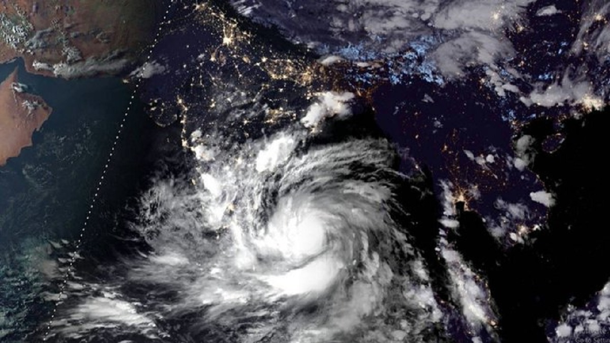 Alert Amphan Intensifies Into Severe Cyclonic Storm West Bengal Odisha Coast Brace For 4206