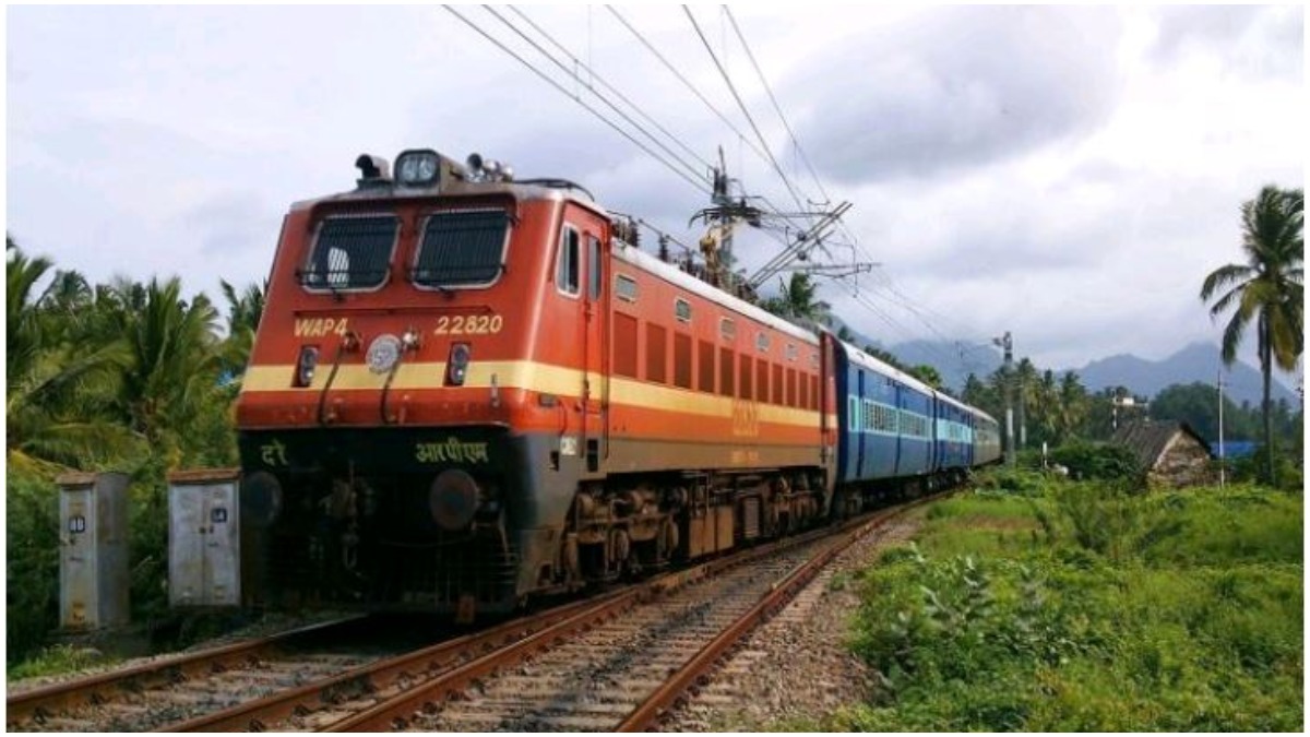 First 'Shramik' special train from Ghaziabad leaves for Bihar carrying 1,420 migrant workers