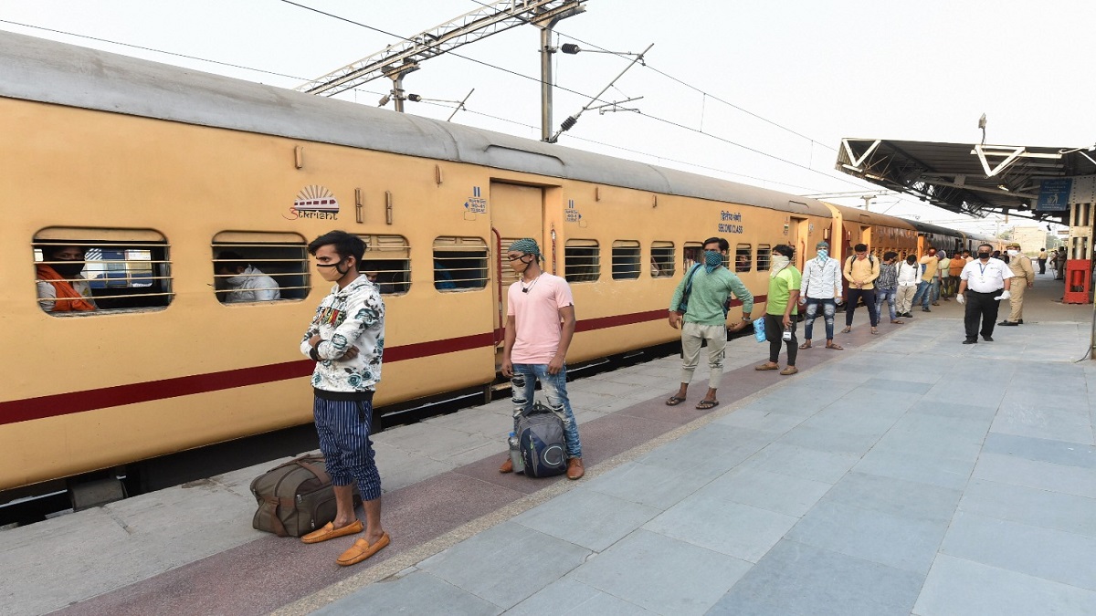 btc lucknow train