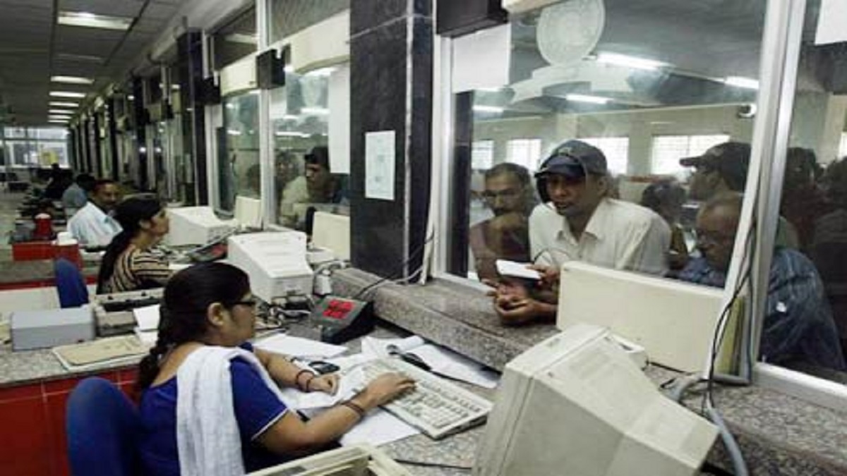 Railways to begin train ticket bookings at 1.7 lakh common service centres from tomorrow