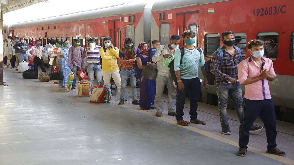 Railways allow IRCTC to open catering or vending units at railway stations