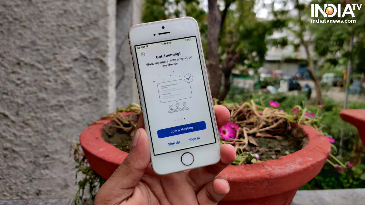 Zoom App Banned Zoom App Safe To Use On Android Ios Chinese Apps Banned Technology News India Tv