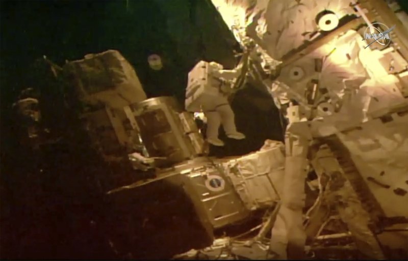 Astronauts squeeze in last spacewalk before SpaceX departure