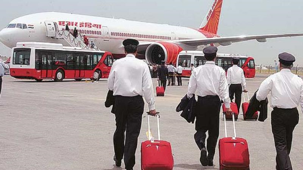 Air India withdraws offer of employment for cabin crew, cites dismal  aviation scenario | Business News – India TV