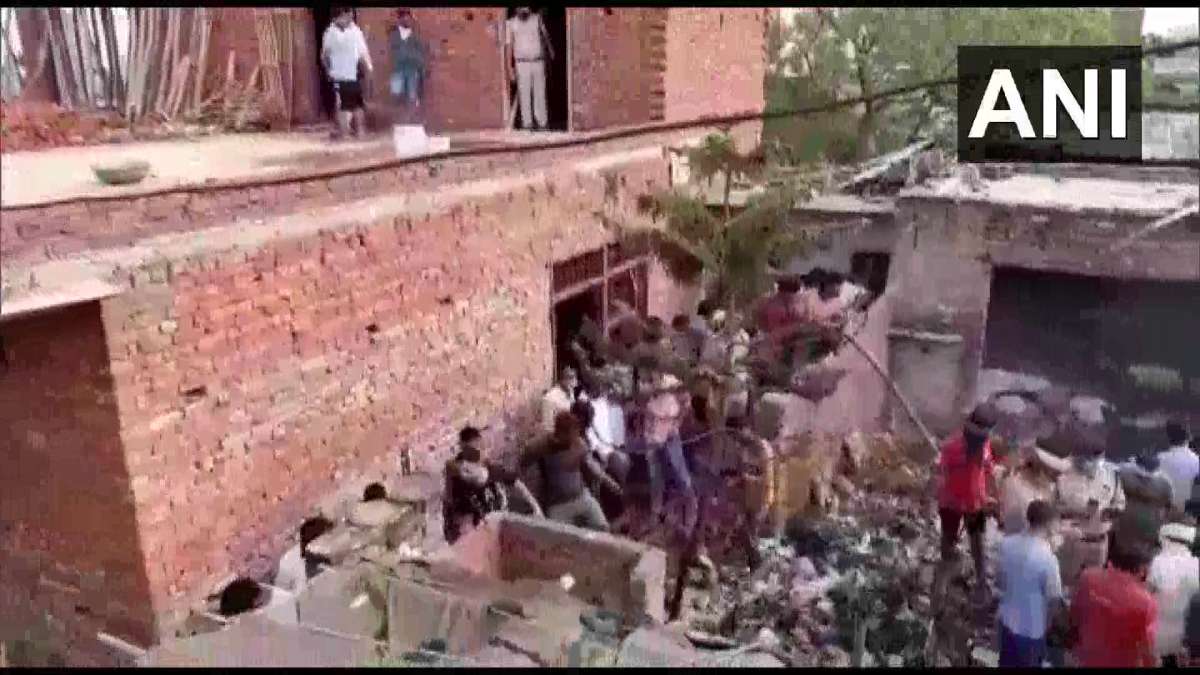 Explosion in Ghaziabad factory claims 8 lives, 4 persons injured India TV