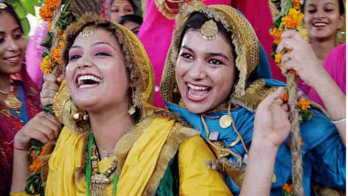 Hariyali Teej 2020 Puja Vidhi Date Time And Significance Of The Sawan Festival India Tv 6910