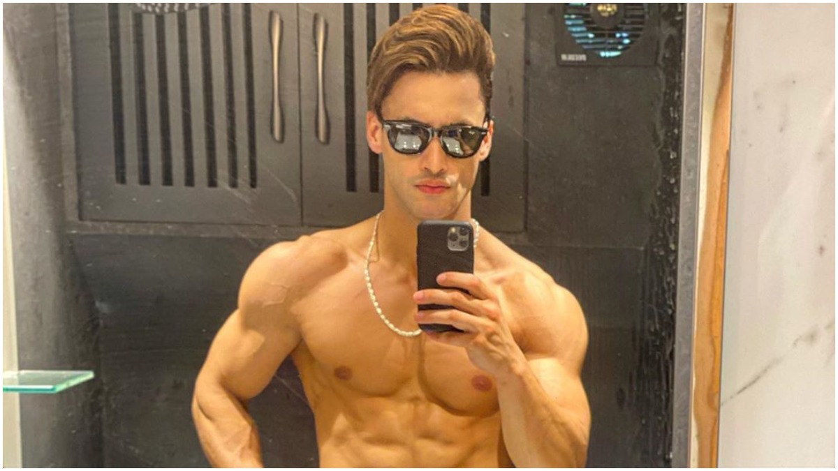 Bigg Boss 13 Fame Asim Riaz Flaunts Six Pack Abs In Latest Pictures India Tv