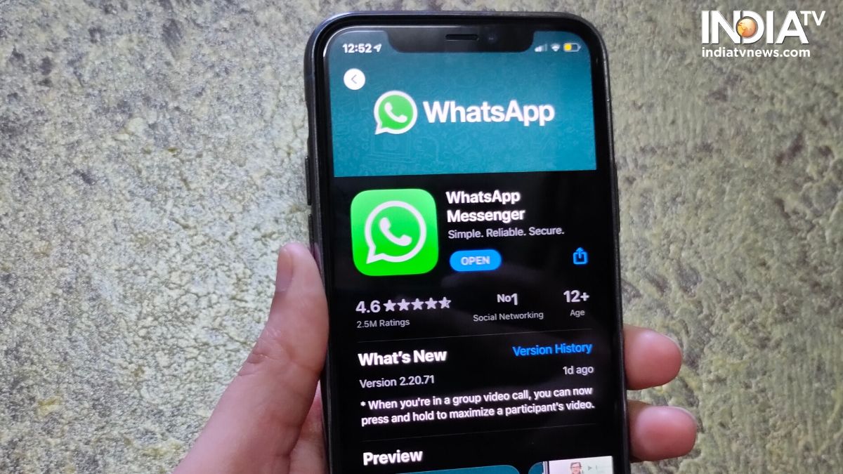 How To Download Share Whatsapp Animated Stickers On Android Ios Apps News India Tv