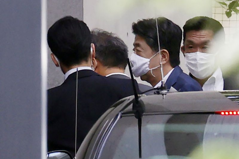 Japanese PM Shinzo Abe visits hospital for another checkup – India TV