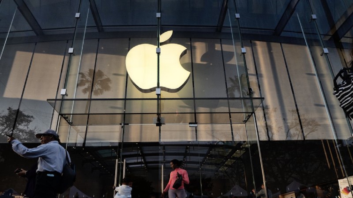 Apple Iphone China To Shift Production Lines India Generate Jobs Apple Iphone China To Shift Production Lines India Generate Jobs