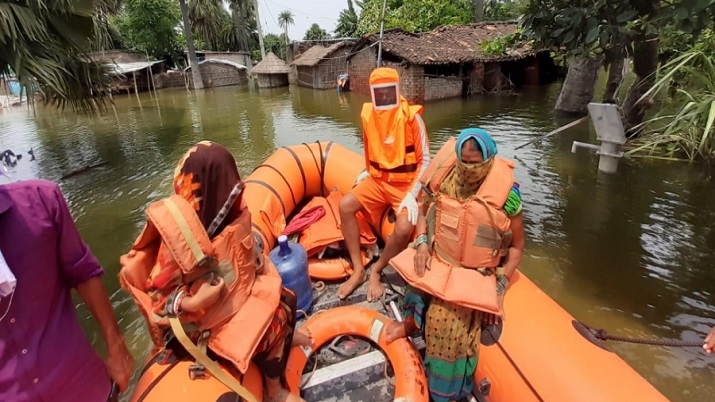 Flood Situation Remains Grim In Bihar More Than 55 Lakh People Affected India Tv 8466