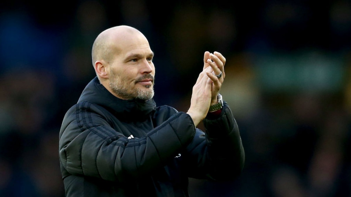 Freddie Ljungberg leaves Arsenal to advance coaching career