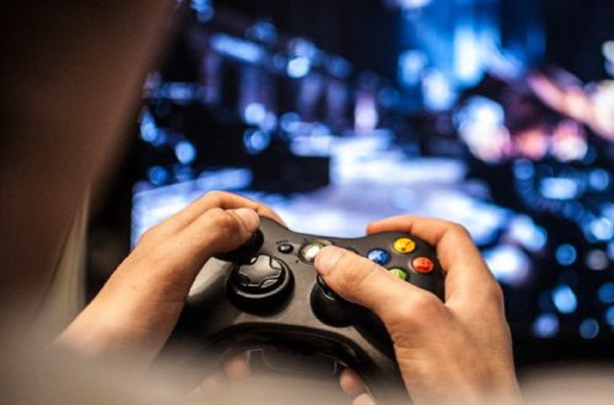 Five Best Online Jobs for a Gaming Nerd