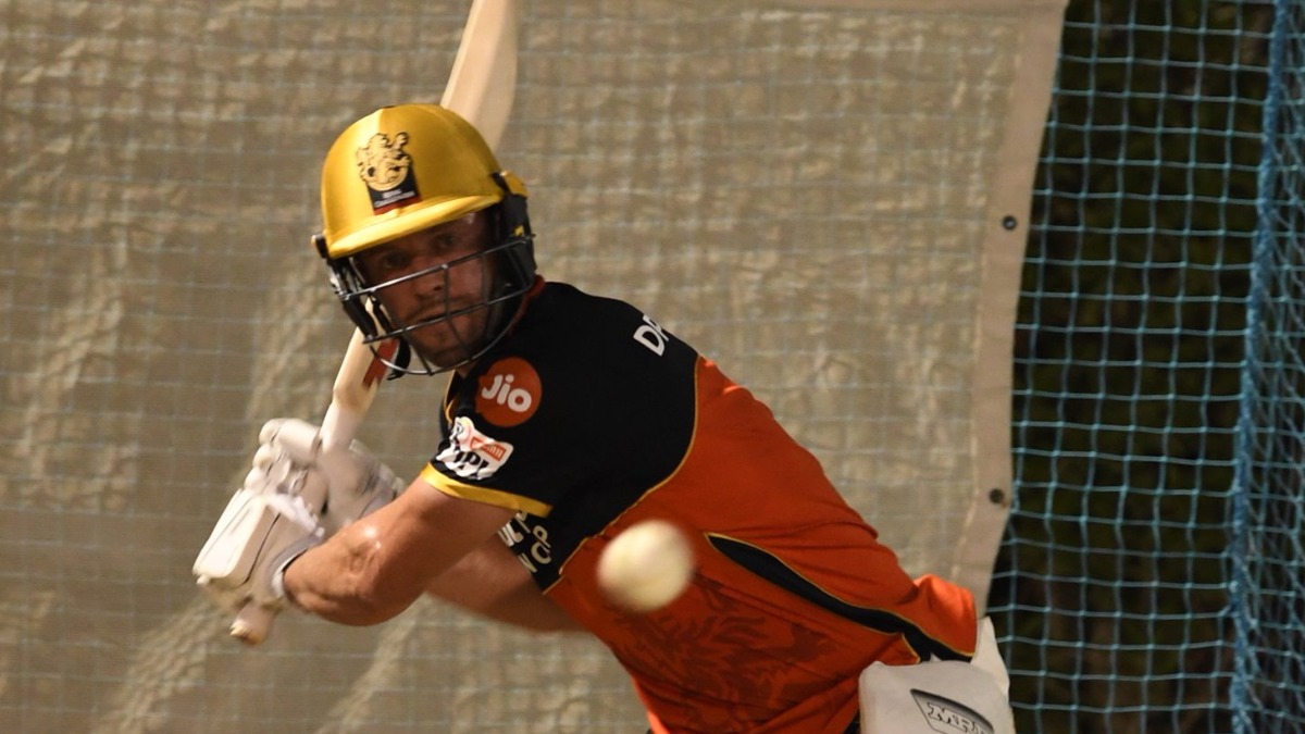 IPL 2020 | First training session on sticky wicket was a great challenge: AB de Villiers