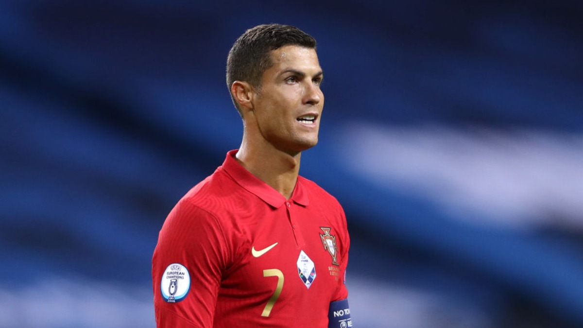 PM Modi receives jersey signed by Cristiano Ronaldo from Portugal PM  Antonio Costa