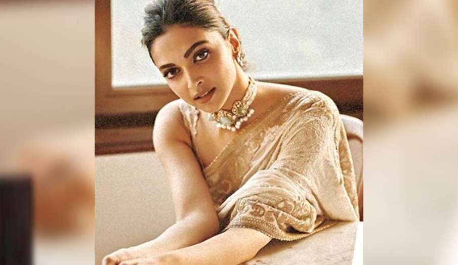 Bollywood star Deepika Padukone questioned by India's narcotics agency, World news