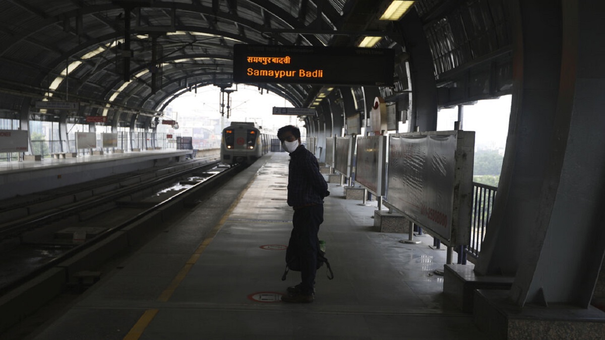 delhi-metro-peak-time-guidelines-for-passengers-dmrc-statement-india-tv