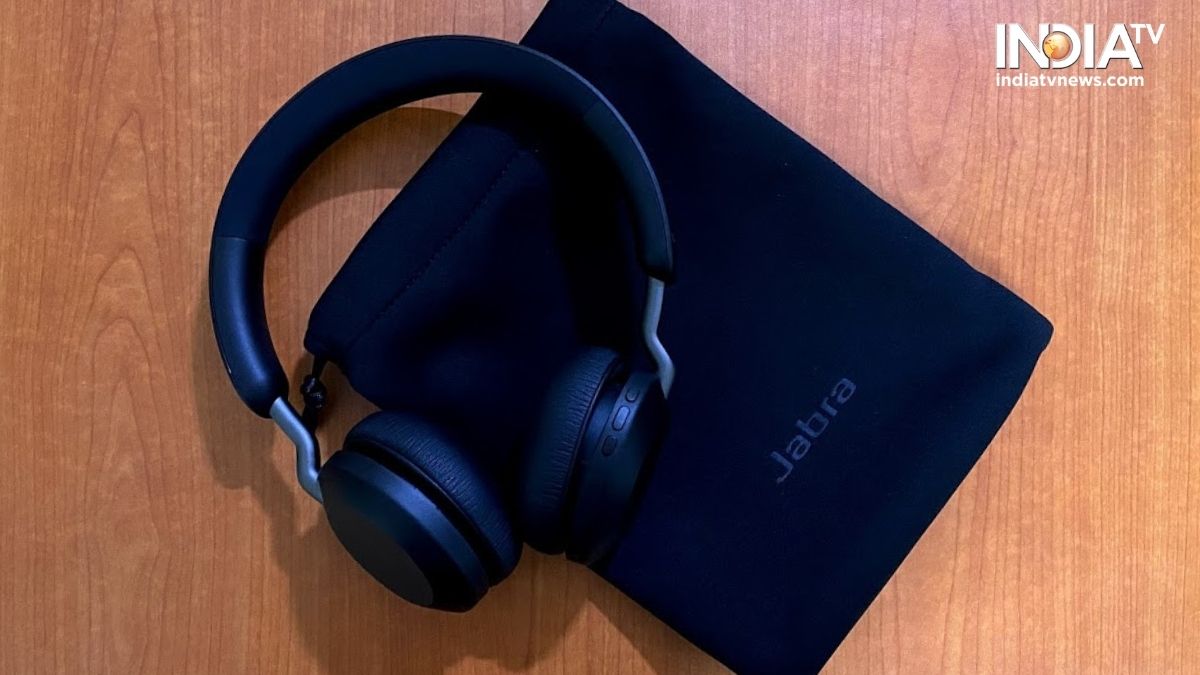 Jabra Elite 45h Headphones Review: One of the best for the price