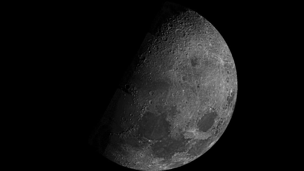 Photos from ISRO's Chandrayaan1 reveals Moon rusting along poles. Moon