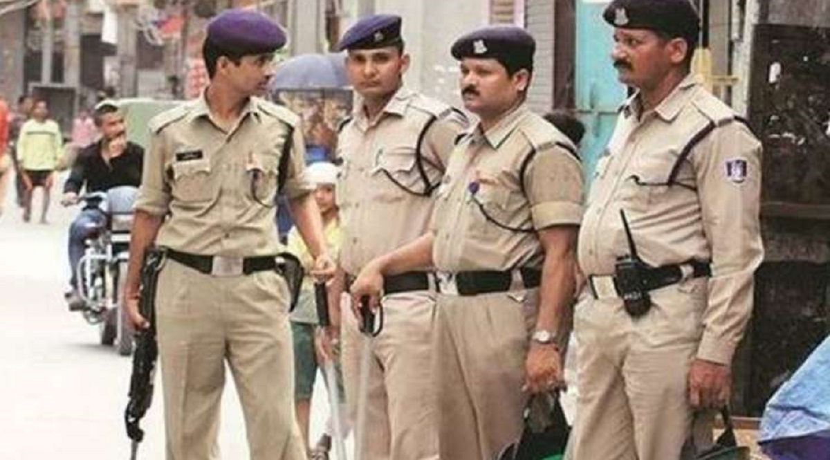 Gurugram: Fake call centre busted in Udyog Vihar Phase-4; mastermind at large