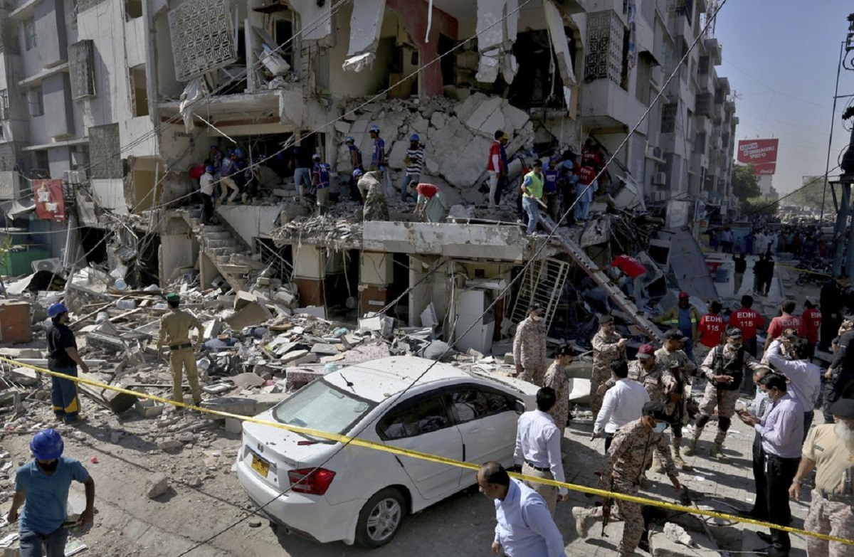 Pakistan: 3 dead, several injured as explosion hits 4-storey building in Karachi