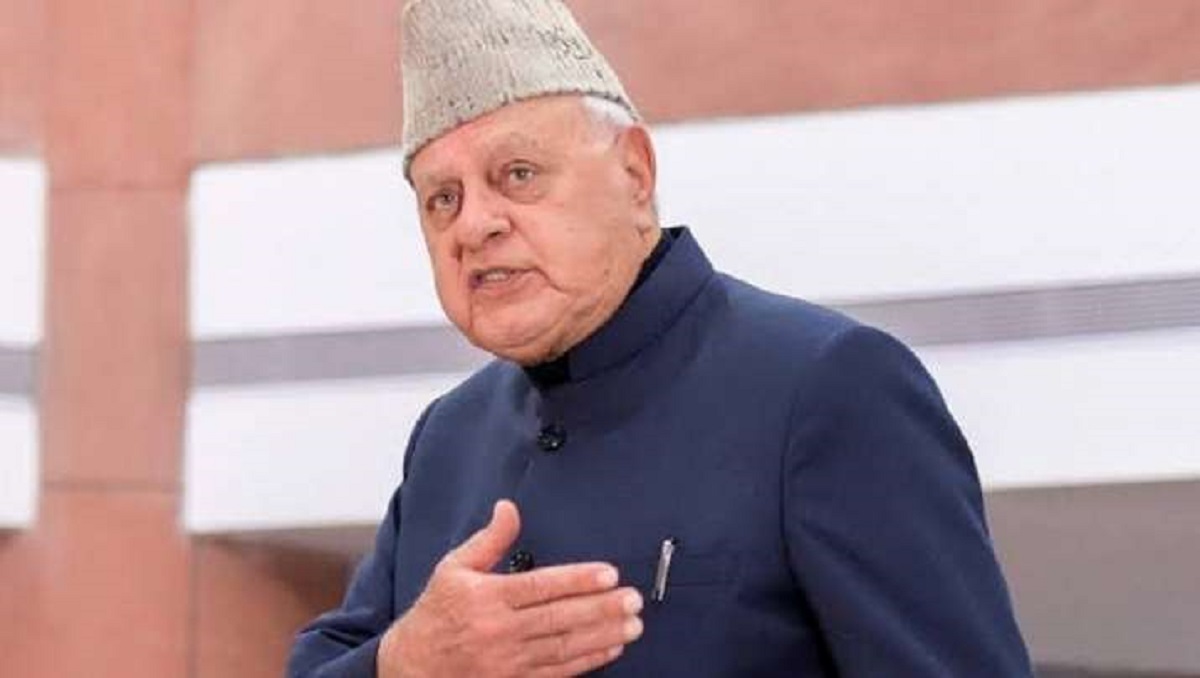 Farooq Abdullah prevented from leaving residence to offer prayers, claims National Conference