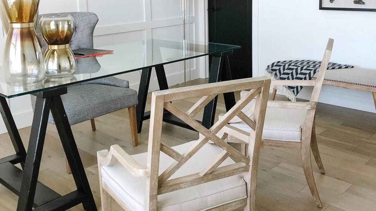 Vastu Tips: Placing chair, carpet according to your zodiac sign increases profits in business Vastu Tips: Placing chair, carpet according to your zodiac sign increases profits in business