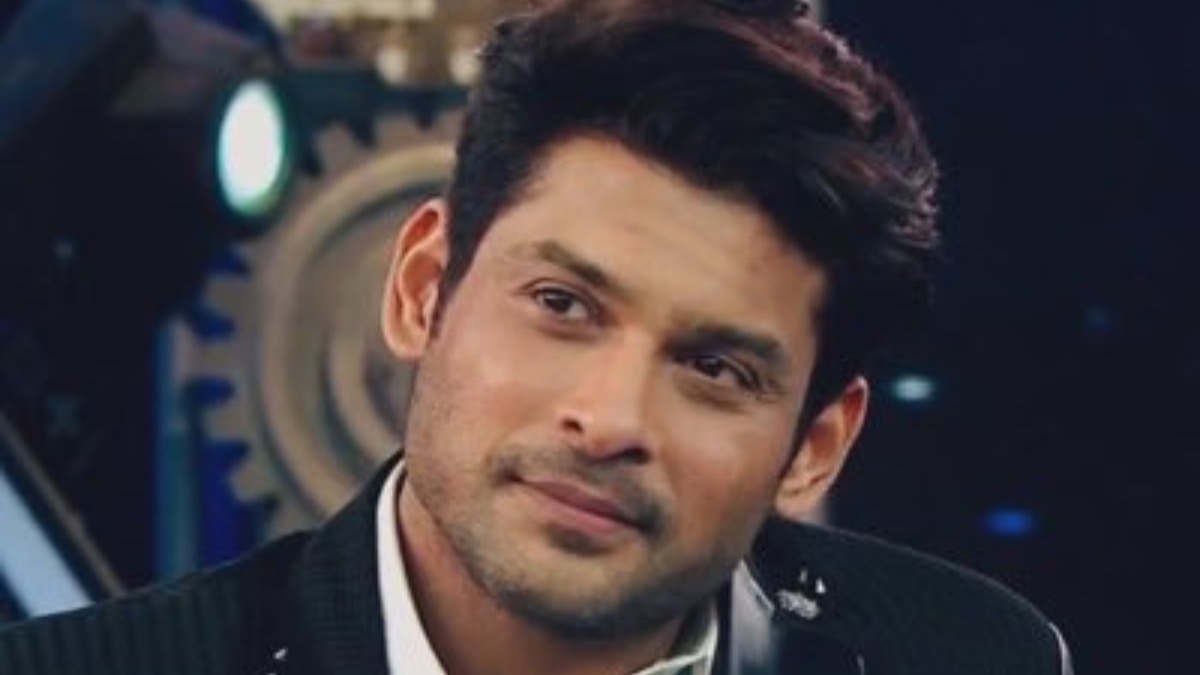Sidharth Shukla admitted that he has &lsquo;a girlfriend at home&rsquo;