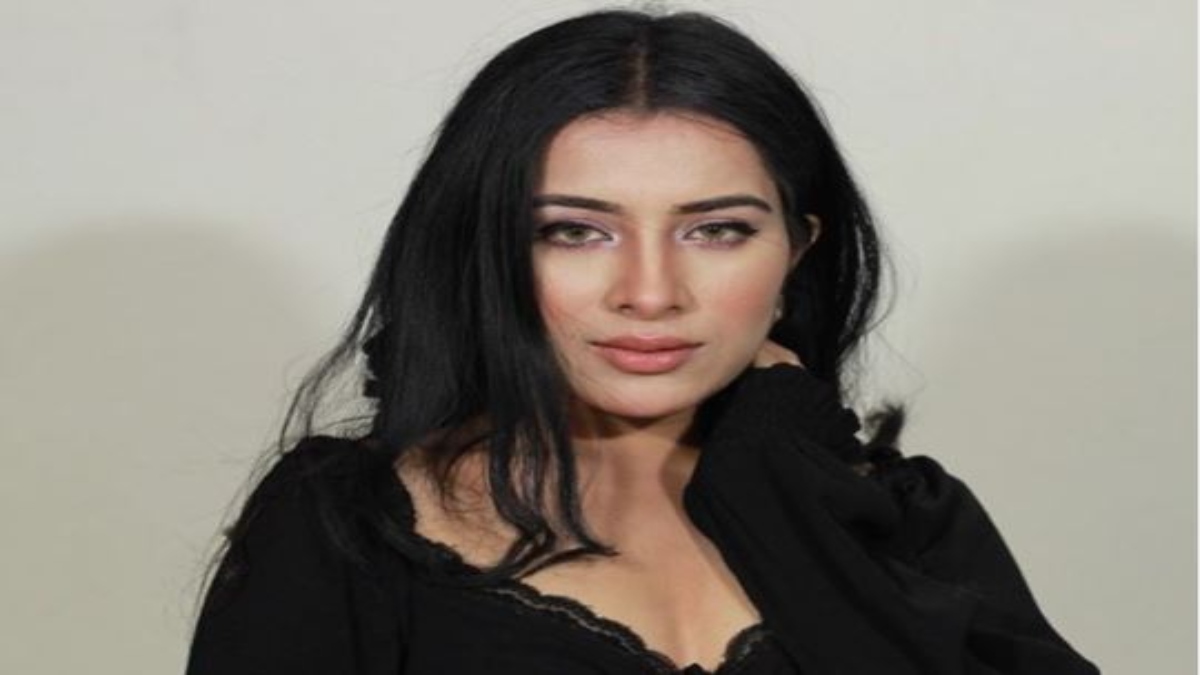 "If I ever do a movie with Salman Khan, then I will go mad," Sara told IANS.