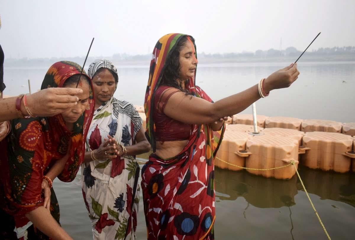 Chhath Puja 2020 Day 3 Sandhya Arghya Significance Puja Vidhi And Mantra India Tv 6139
